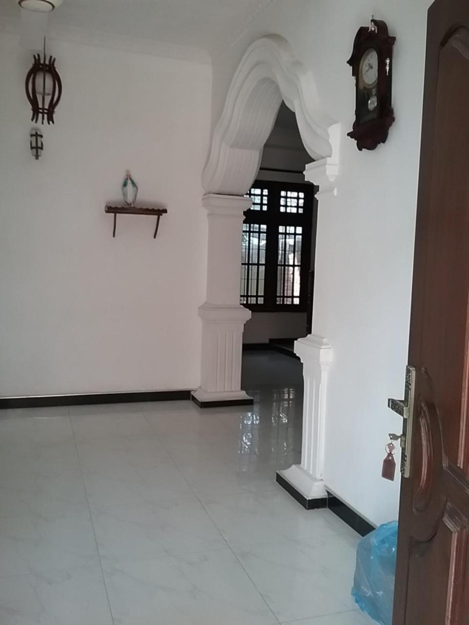 Yoho Bluray Beach Residence Negombo Esterno foto
